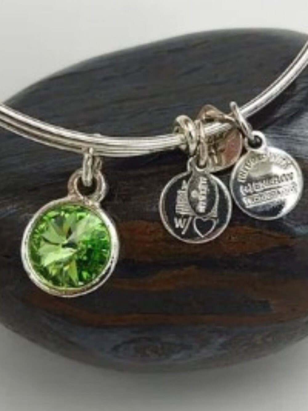 Alex and Ani August BirthStone Green Crystal Bracelet Bangle VGC 439